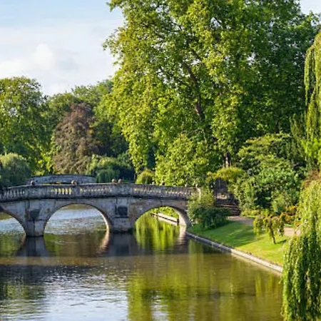 Cambridge Stays Central Apart Hotel 1Br Flats-Easy Walk To City Centre-Parking-Balcony Exterior photo