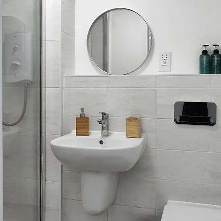 Cambridge Stays Central Apart Hotel 1Br Flats-Easy Walk To City Centre-Parking-Balcony Exterior photo